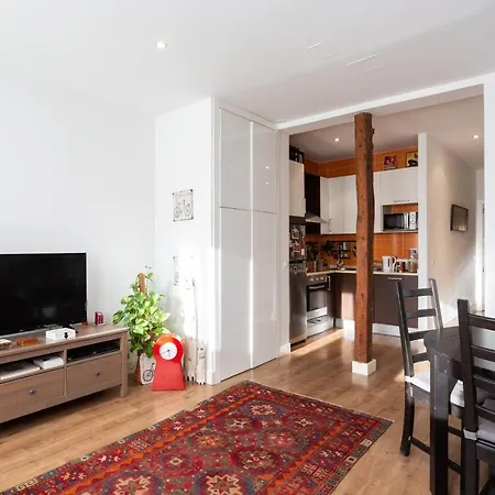 Apartamentos Eloisa Madrid Exterior photo